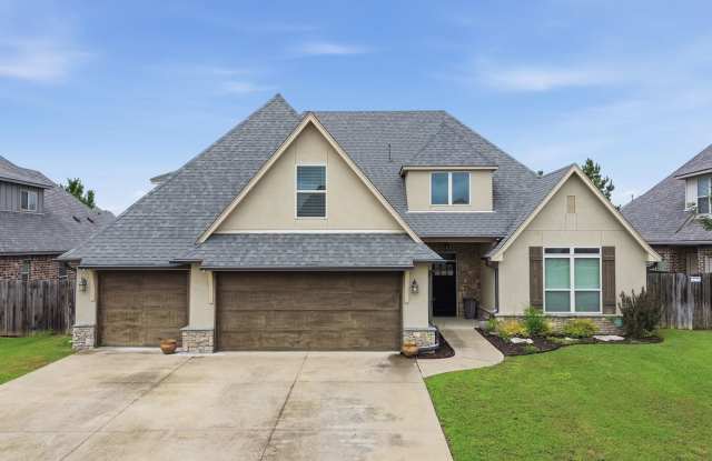 Executive Home In Highly Desired Yorktown Neighborhood. photos photos
