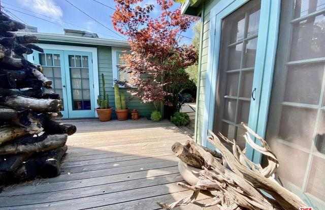 2445 Glencoe Avenue - 2445 Glencoe Avenue, Los Angeles, CA 90291