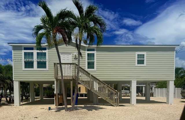17287 Cayman Dr Gallery 1