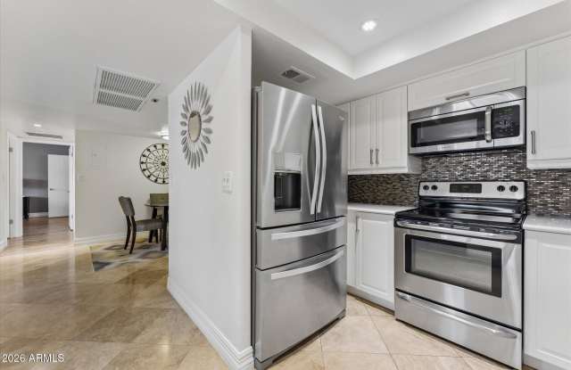 7940 E CAMELBACK Road Gallery 4