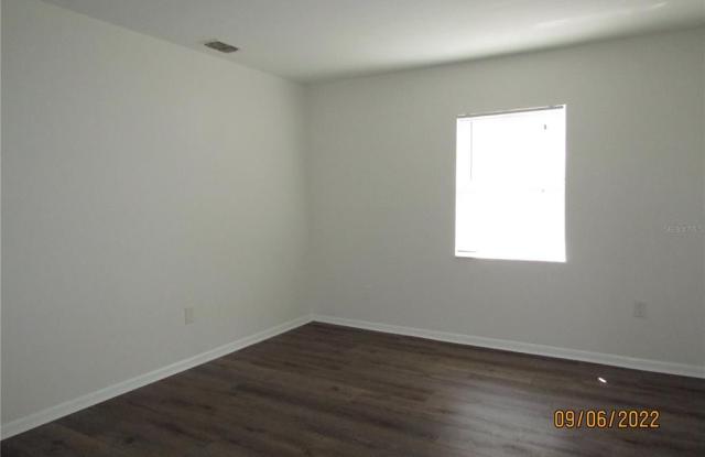 3611 E CLIFTON STREET Gallery 2
