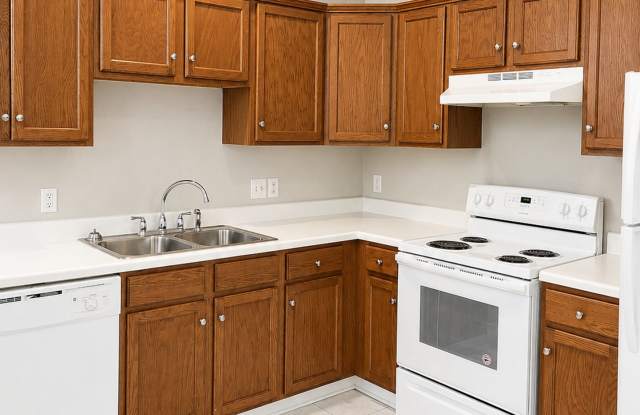 Monarch Village Apartments Gallery 2