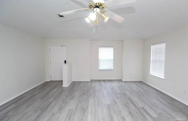 2432 Gulf Breeze Ave Gallery 3