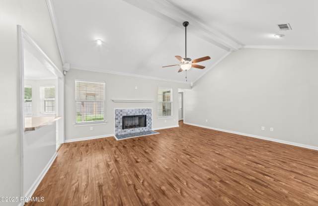 912 Canberra Road Gallery 3