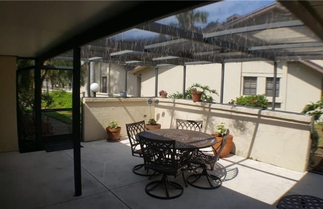 6011 45TH STREET W Gallery 4