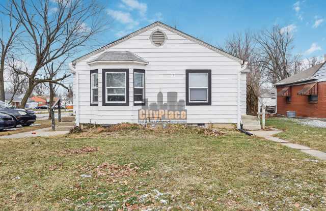 4726 E 34th St photos photos