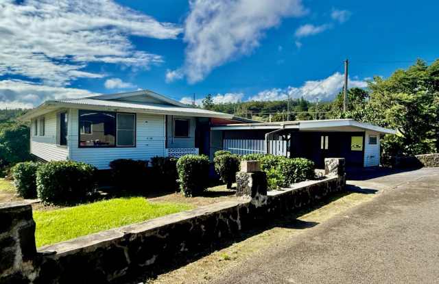 3 Bed 2 Bath Honoka'a Town Home Gallery 1