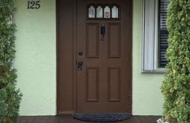 125 Castlewood Drive Gallery 2