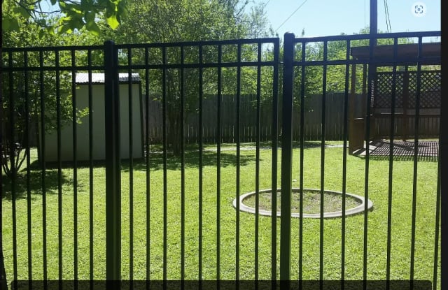 6917 Scenic Brook Dr - 6917 Scenic Brook Drive, Austin, TX 78736
