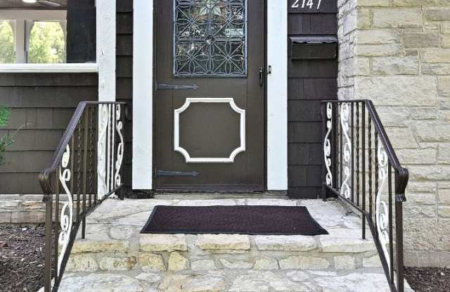2147 N 78th Avenue Gallery 4