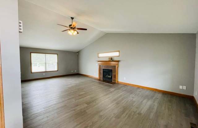 Beautiful 3-Bedroom Rental in Lewis Center with Olentangy Schools Gallery 4