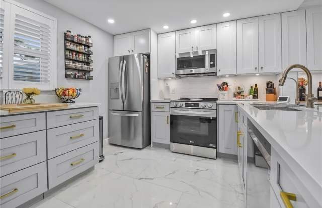 2809 Florida Blvd photos photos