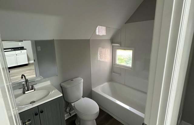 1109 E Kirby Ave Whim &amp; Proper, LLC) photos photos