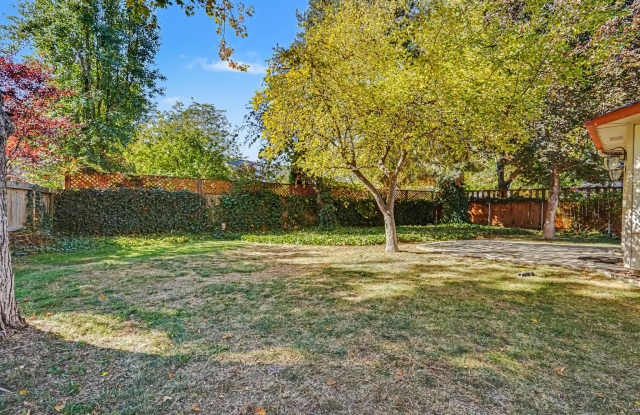 6131 North Pintail Way Gallery 3
