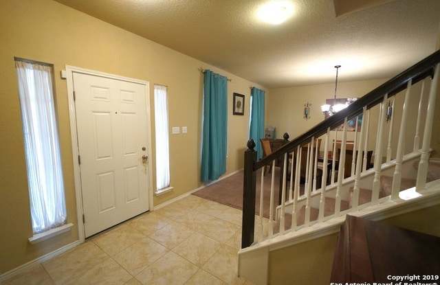 209 KENSINGTON DR Gallery 4