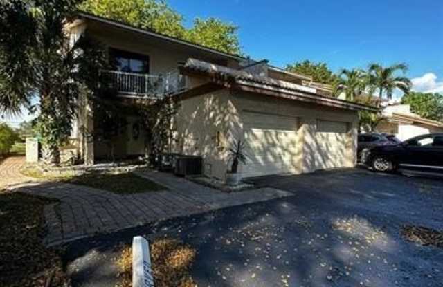 8601 NW 35th Ct photos photos