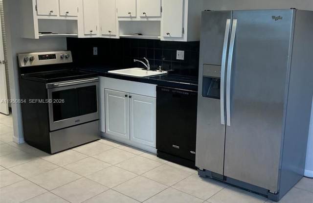 2716 NE 30th Pl photos photos 2716 NE 30th Pl photos photos