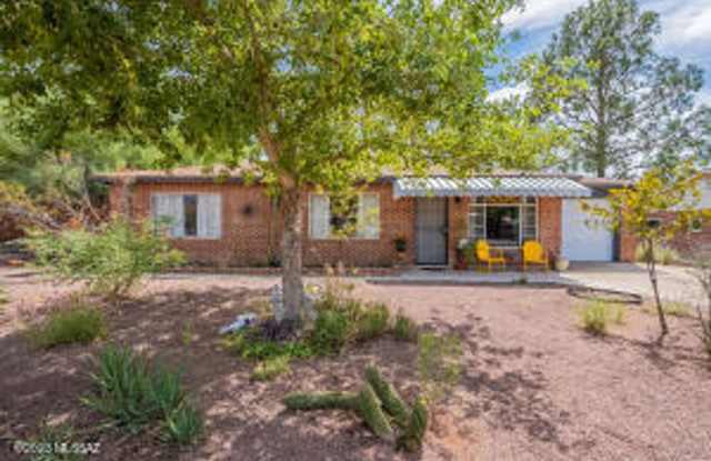 Eastside 3 Bedroom Brick Home photos photos