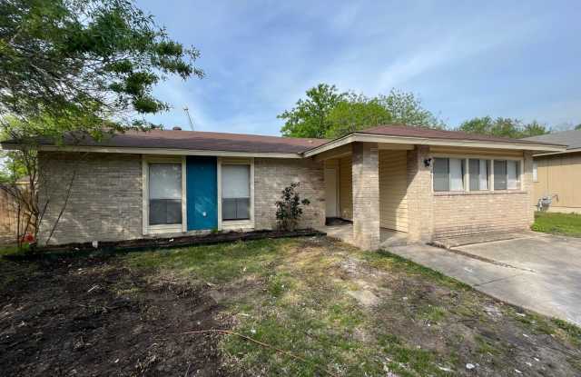 103 Meadow Way, Converse, TX. 78109 photos photos