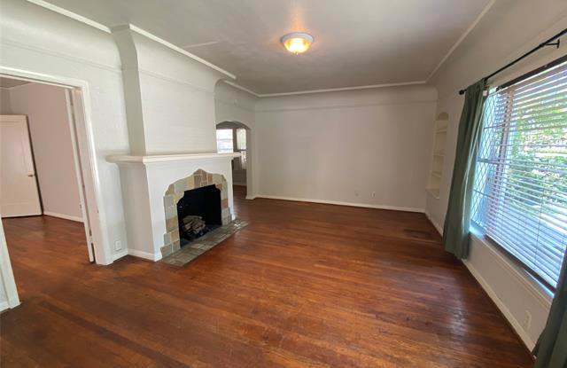 4137 Normandy Avenue Gallery 2