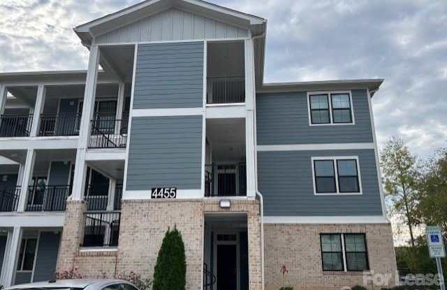 4455 Reed Creek Drive Gallery 1