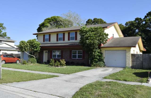 2440 Wilson Avenue - 2440 Wilson Avenue, Largo, FL 33770