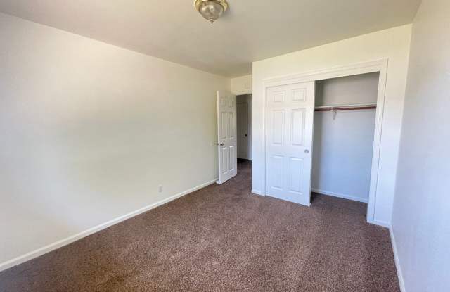 3 bed / 2 ba house - Live Oak Gallery 4
