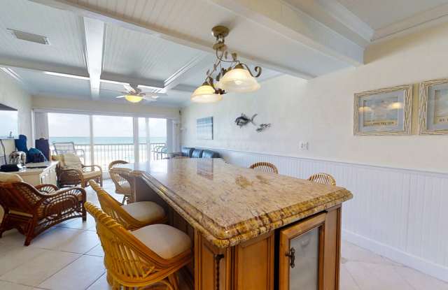 4849 Saxon Dr Gallery 4