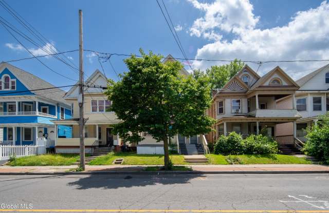 216 Delaware Avenue Gallery 2