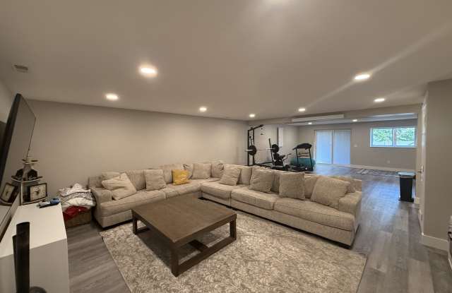 7826 North 153rd Street photos photos