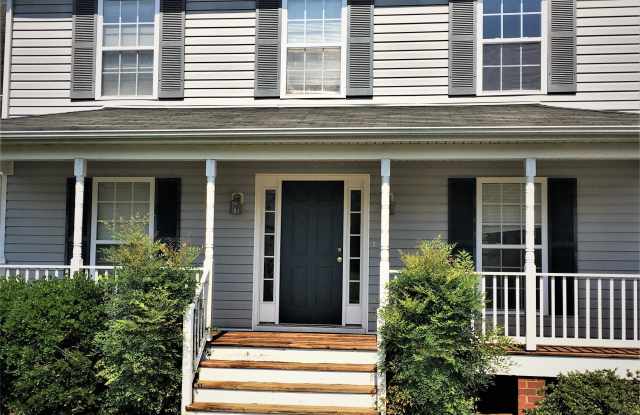 7136 Lake Caroline Dr Gallery 4