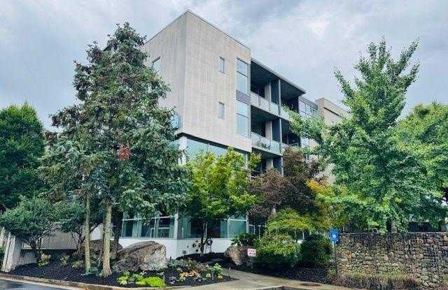 130 Arizona Avenue NE photos photos