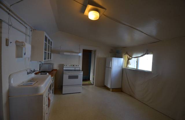 Historic Home, Downtown Breck! Pets negotiable! photos photos