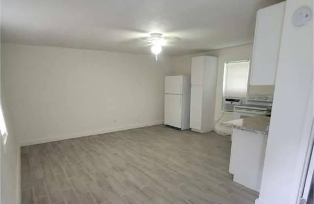 162 SW PALM GLEN APT # 106 photos photos