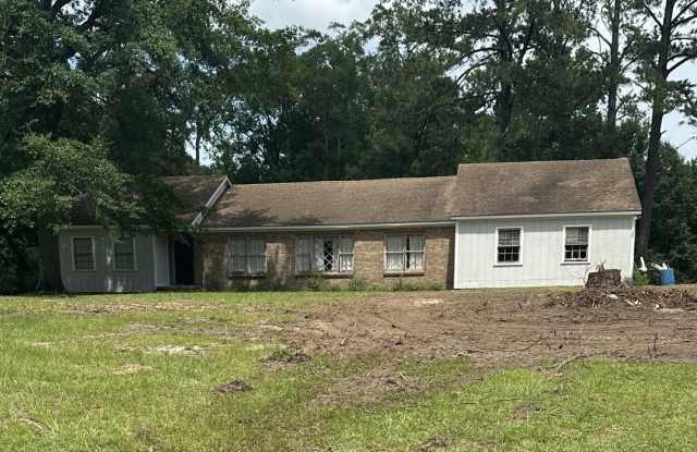 1040 Ft. Dale Rd., Greenville photos photos