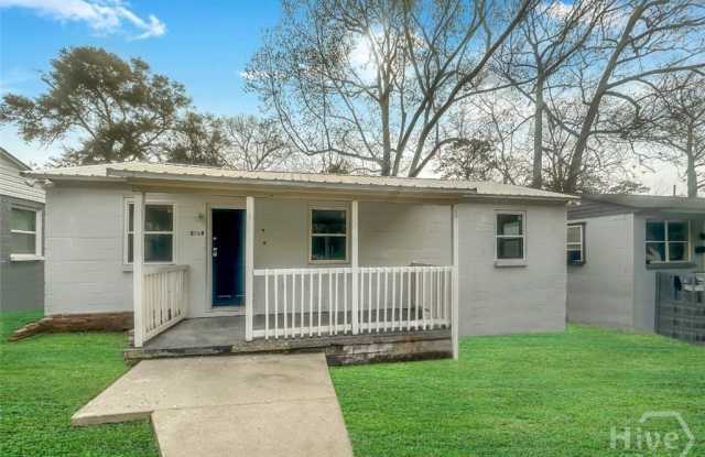 5328 Churchill Street photos photos