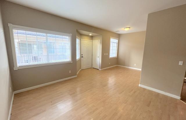 924 Nevada Sky St - 924 Nevada Sky Street, Las Vegas, NV 89128