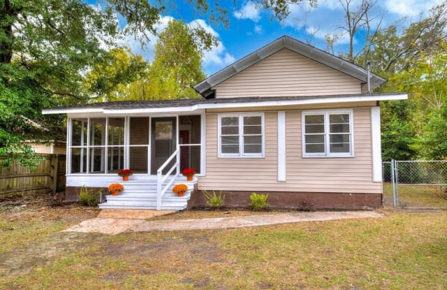 26 Kendrick Street - 26 Kendrick Street, Sumter, SC 29150