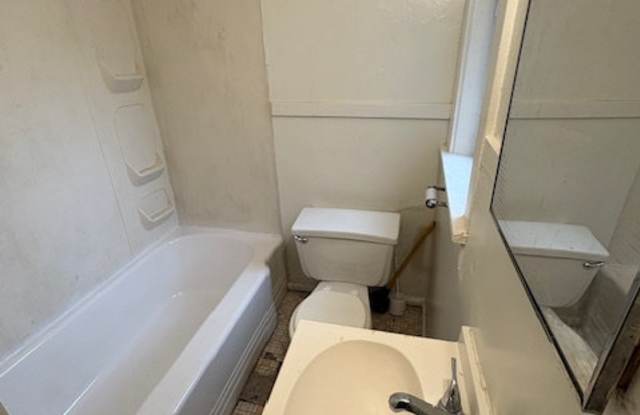 7427 S Broadway Apt F photos photos 7427 S Broadway Apt F photos photos