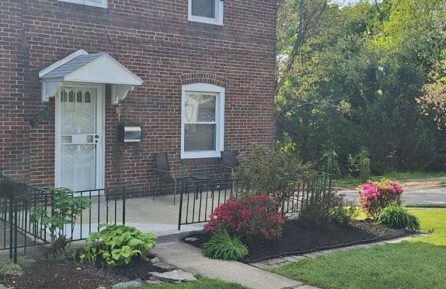 3721 FRANKFORD photos photos