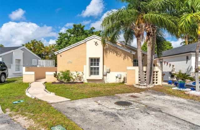 14968 SW 74th Ter photos photos