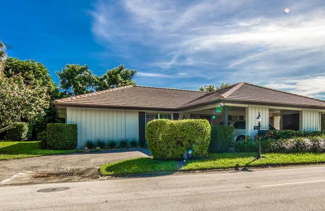526 Forestview Drive - 526 Forestview Drive, Atlantis, FL 33462