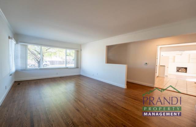 4 Trellis Dr Gallery 2