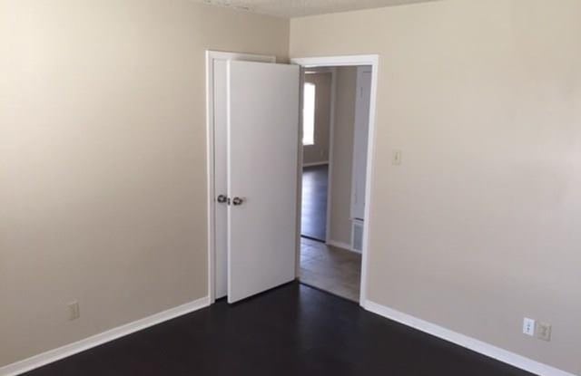 1900 Fleischer Dr - 1900 Fleischer Drive, Wells Branch, TX 78728