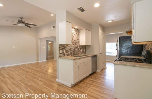 2202 Deadwood Drive Gallery 4