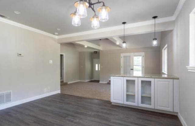 16410 Northwest Military Highway Gallery 4