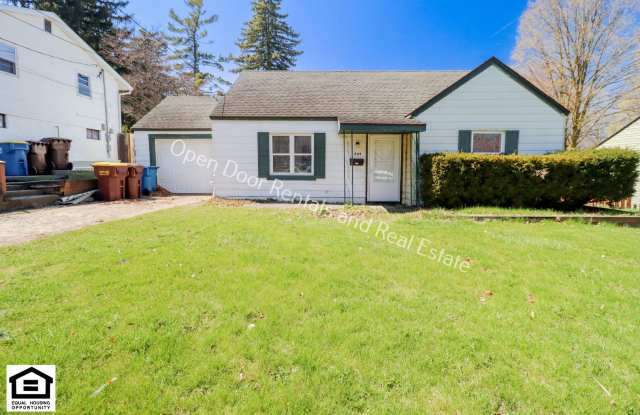 Now available 2 bedroom home! photos photos
