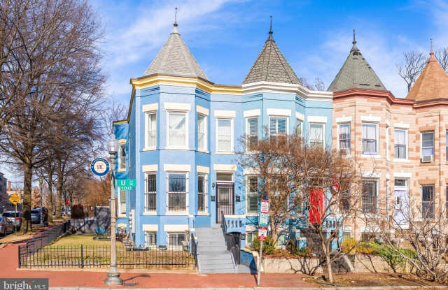 165 U NW unit: 3 photos photos 165 U NW unit: 3 photos photos