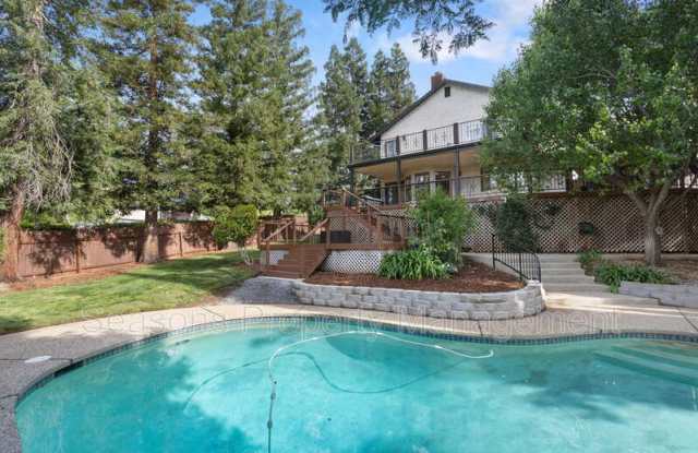 1688 El Capitan Dr Gallery 2