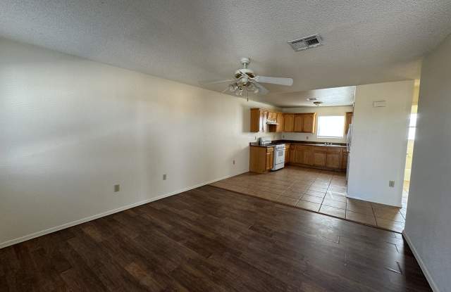 8715 Independence Drive #07 Gallery 2